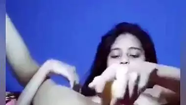 Bangladeshi Chittagong girl masturbating using cucumber