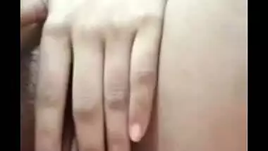 Beautiful hairy pussy rubbing on live cam by horny GF