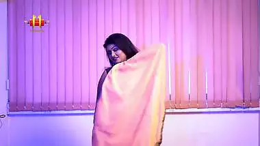 Sucharita Fashion nude saree strip video